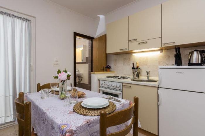 Apartment Vegas ノヴァリャ エクステリア 写真